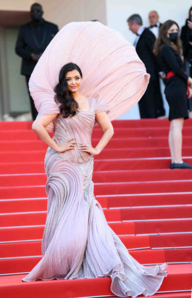 Cannes 2022: Deepika Padukone brings drama and elegance in gold